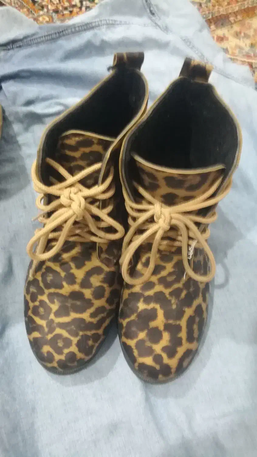 فروش دو جفت نیم پوتین پاییزی با شماره 40|کیف، کفش، کمربند|سنندج, |دیوار