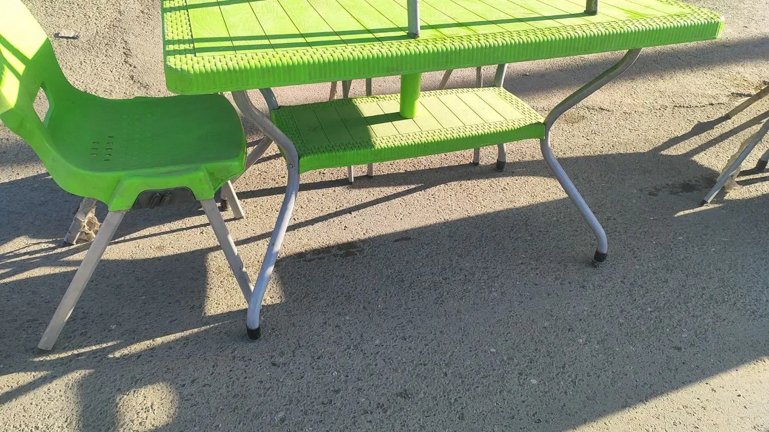 میز و صندلی|میز و صندلی غذاخوری|دیواندره, |دیوار