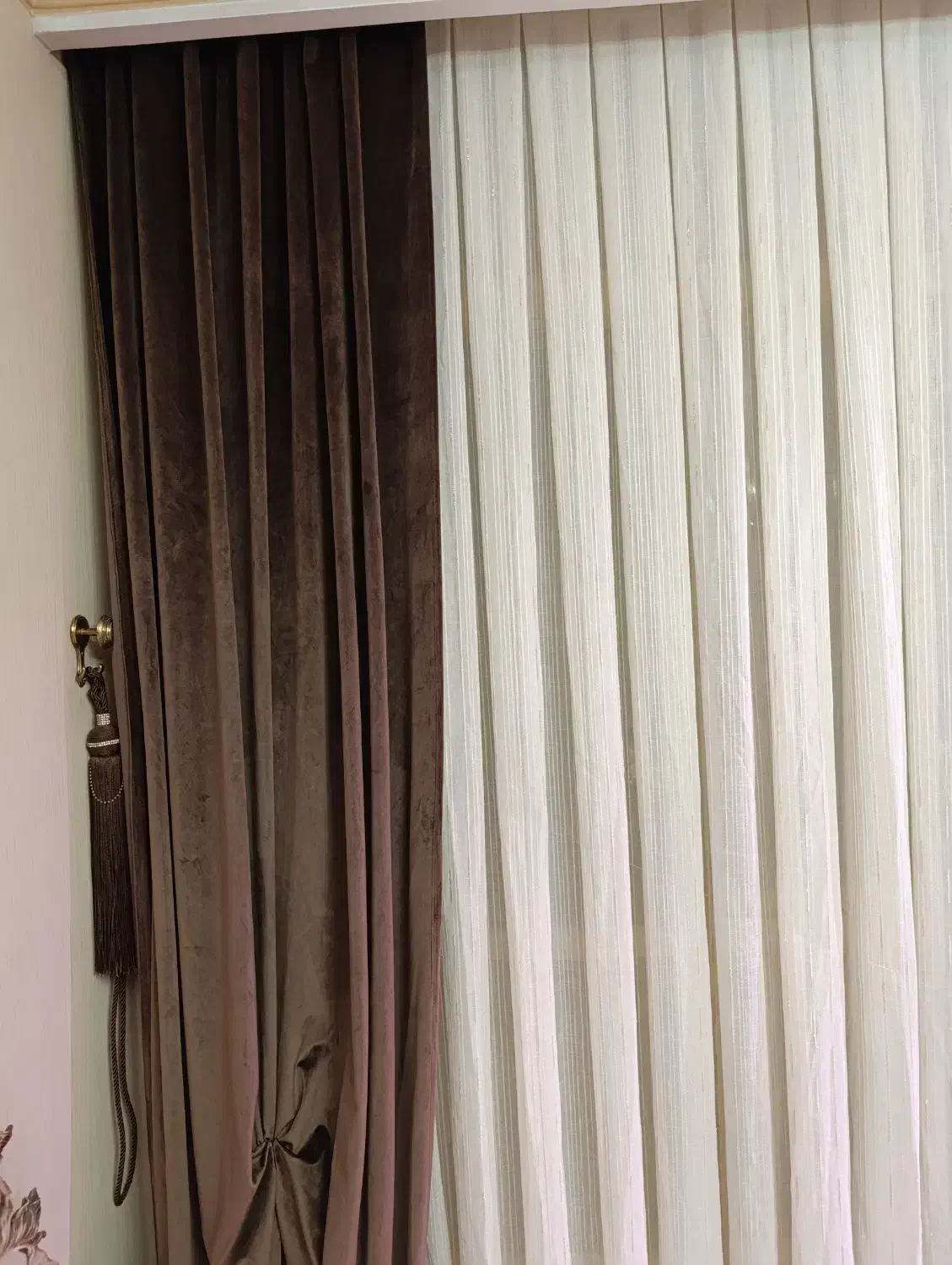 پرده پذیرایی کتان شایندار در حد نو|پرده، رانر، رومیزی|تهران, مجیدآباد|دیوار