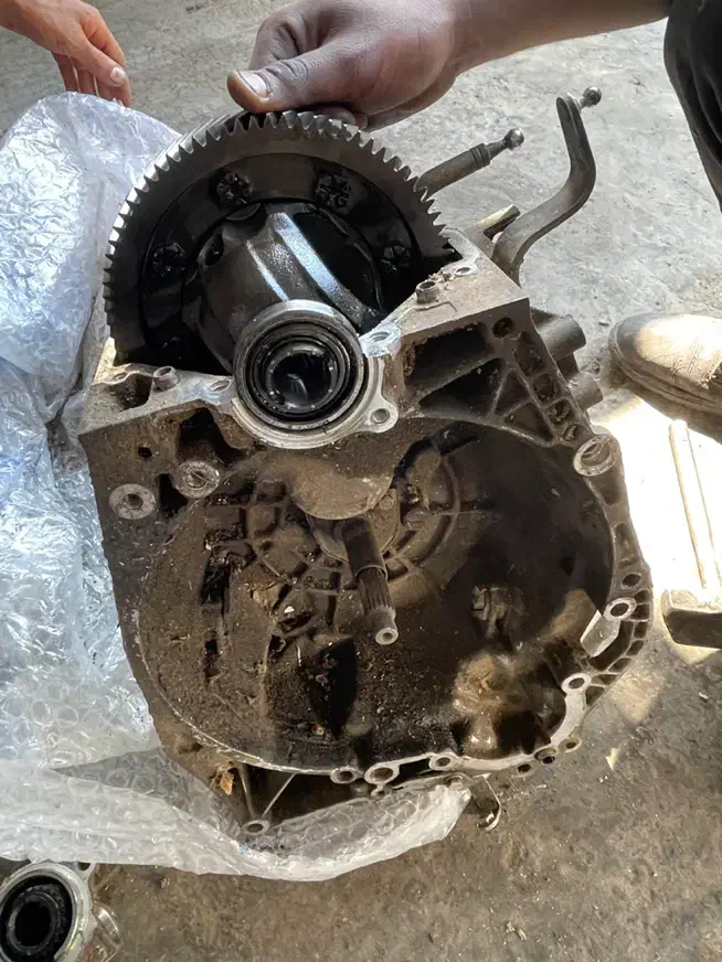 گیربکس زانتیا|قطعات یدکی و لوازم جانبی|میناب, |دیوار