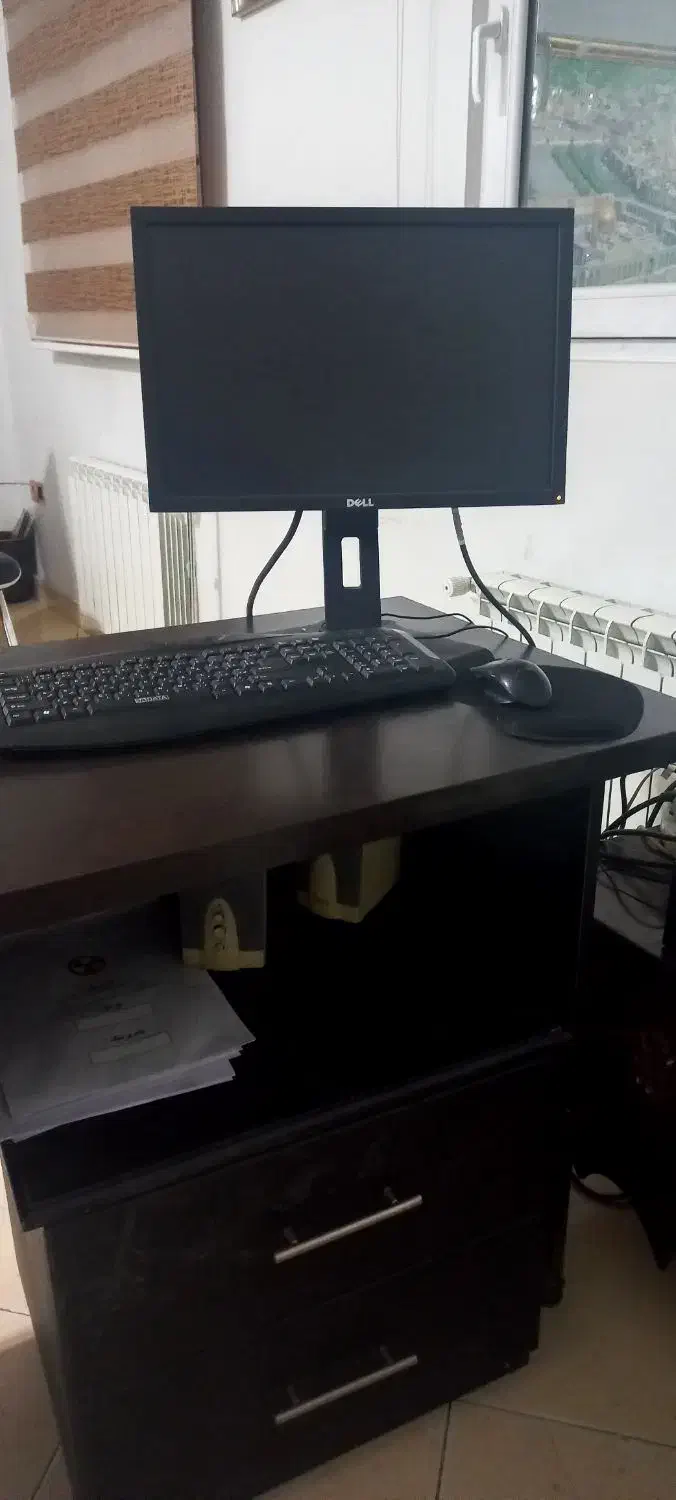 کامپوتر|رایانه رومیزی|بومهن, |دیوار