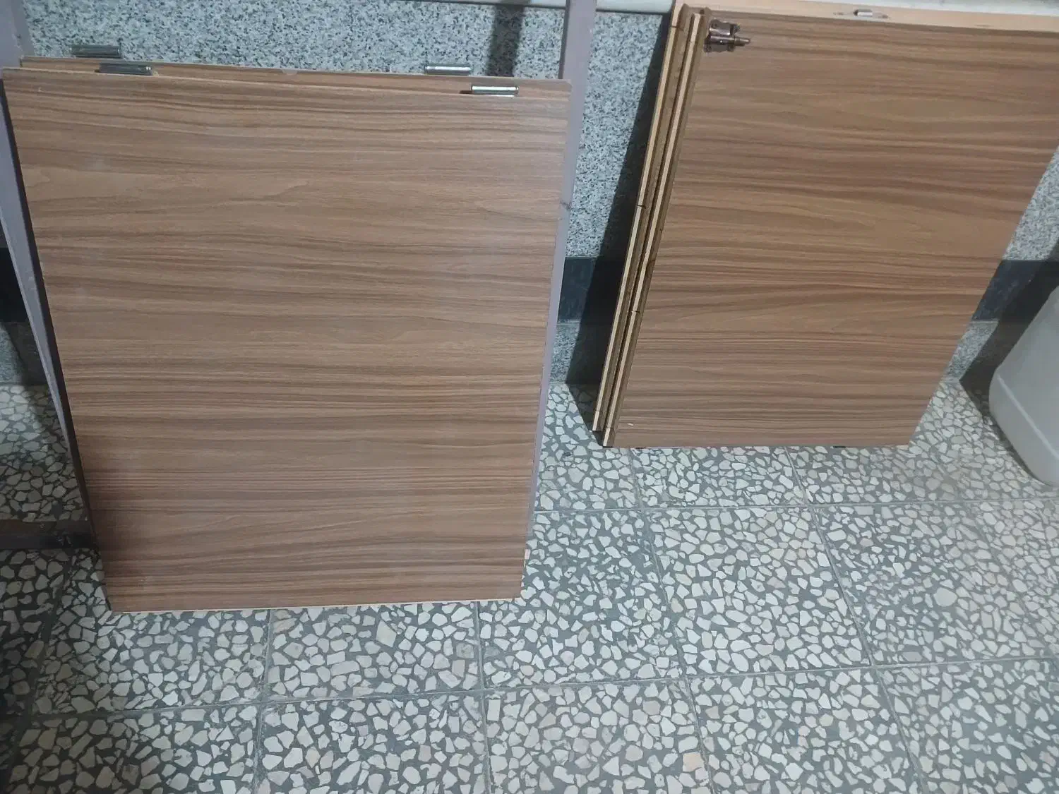 کمدی دیواری با چهارچوب اهنی قیمت ۱۳ میلون تومان|جاکفشی، کمد، دراور|کاشان, گبرها|دیوار