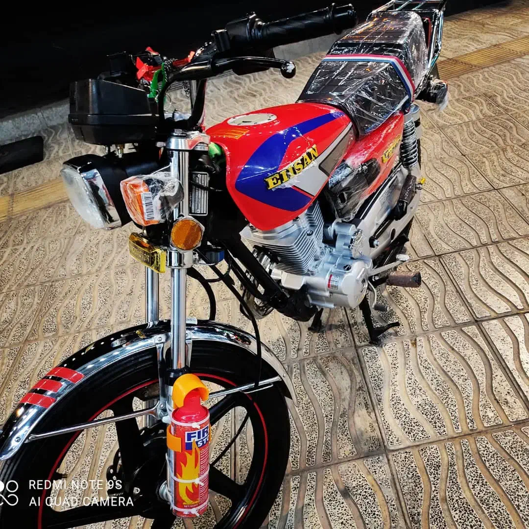 موتور سیکلت|موتورسیکلت|صدرا-فارس, فاز ۱|دیوار