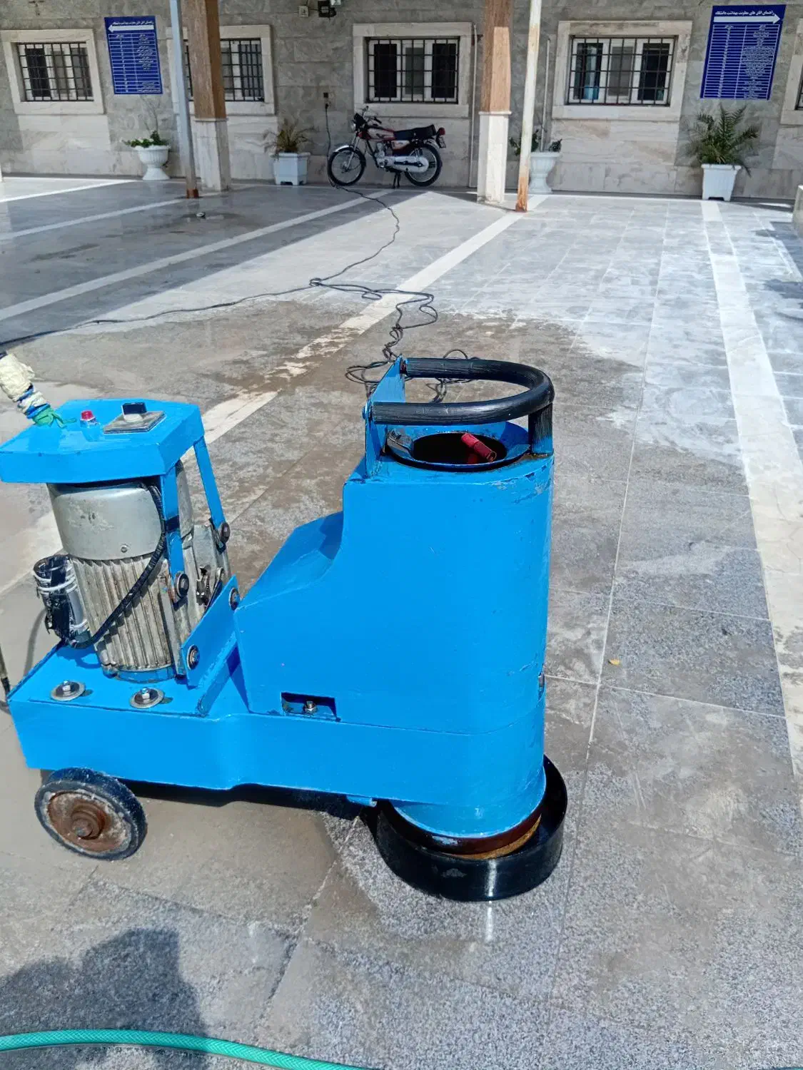 کفسابی سنگ ساب بتن ساب ساب زن بتن سابی|خدمات نظافت|اهواز, کیانپارس |دیوار