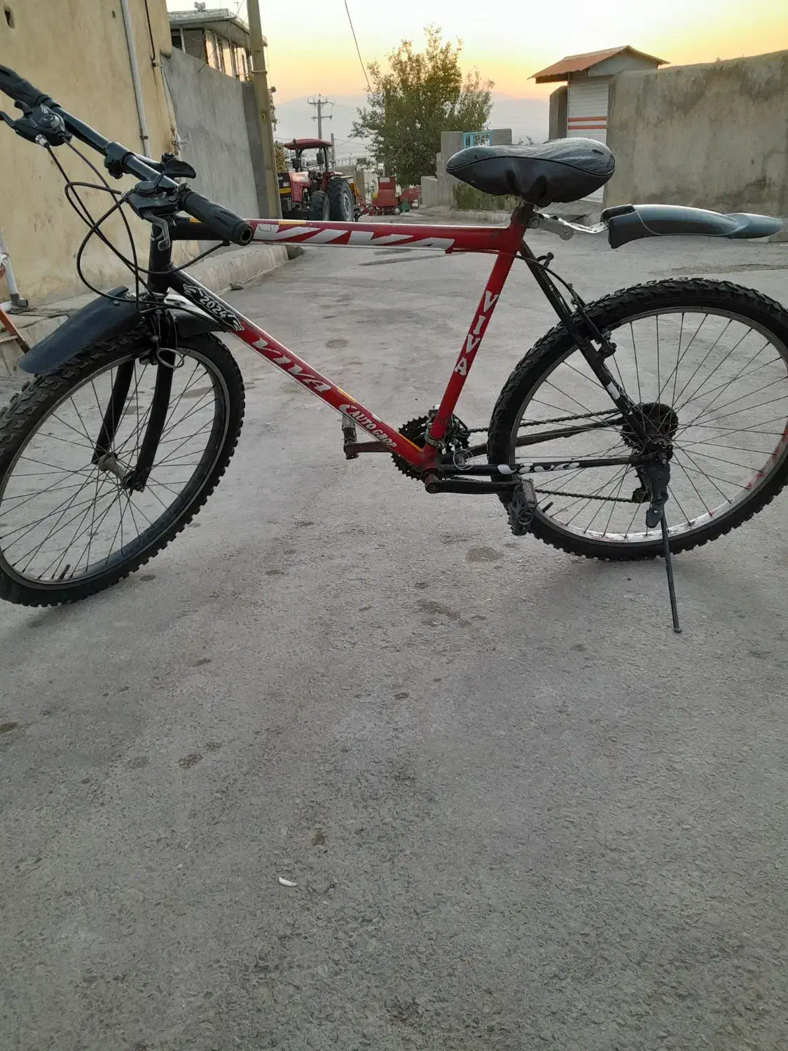 دوچرخه ۲۶ سالم و بدون عیب|دوچرخه، اسکیت، اسکوتر|اسدآباد, |دیوار