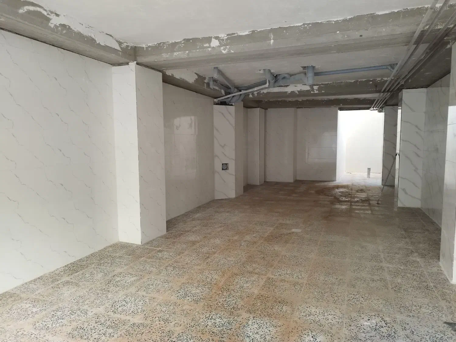 کاشی و سرامیک کاری|خدمات پیشه و مهارت|رشت, معلم|دیوار