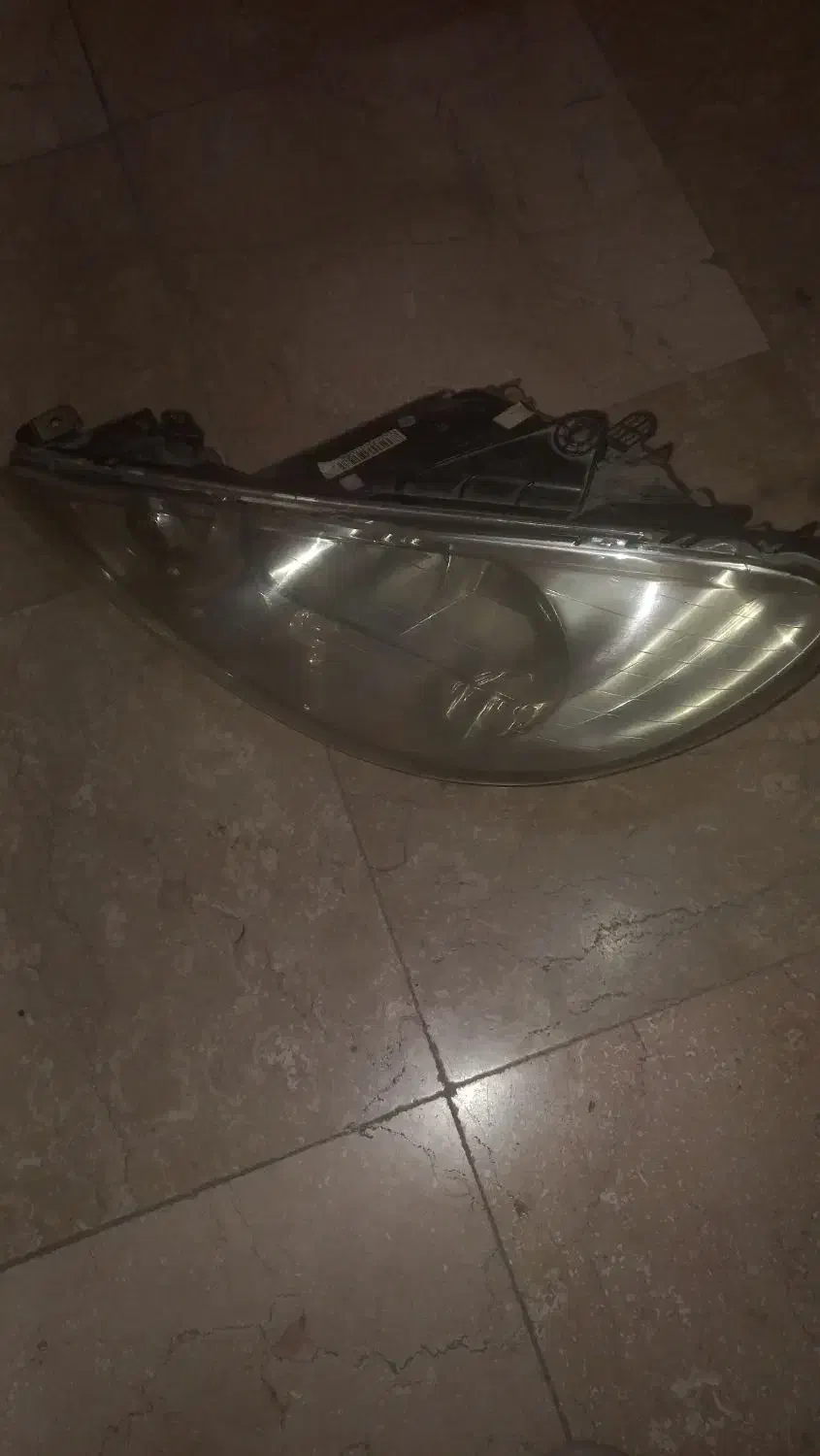 چراغ جلو ۲۰۶|قطعات یدکی و لوازم جانبی|مشکین‌دشت, |دیوار