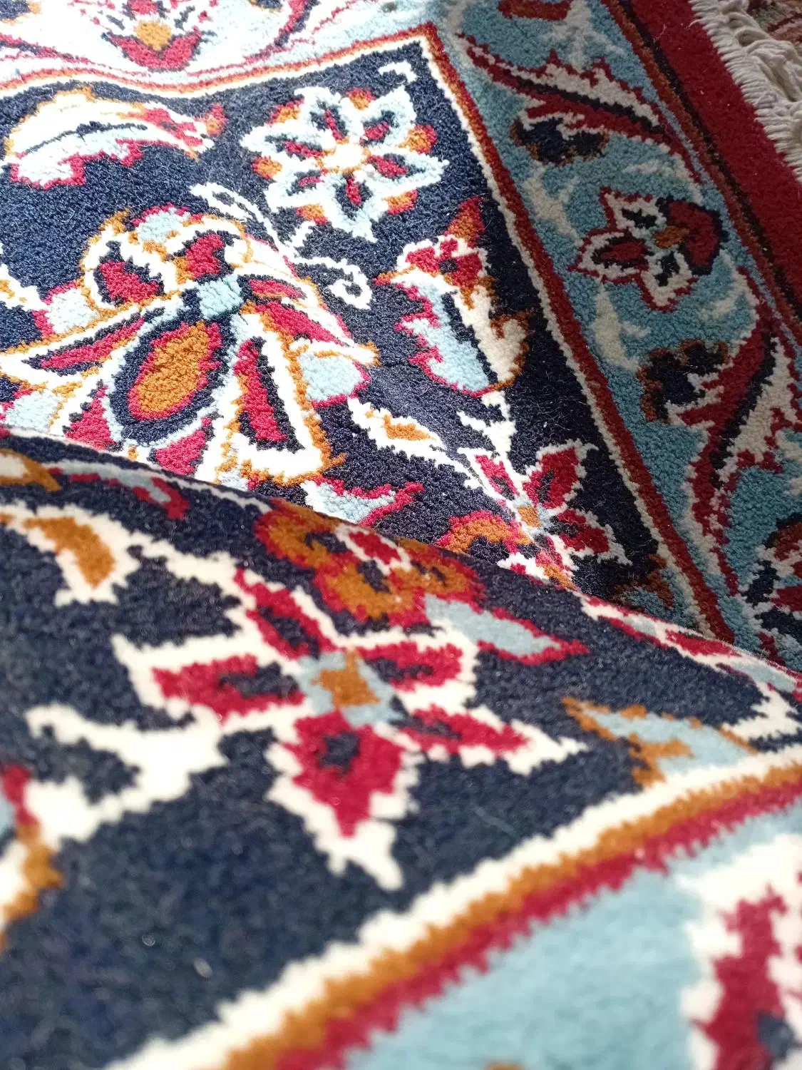 فرش دستبافت|فرش|میانه, |دیوار