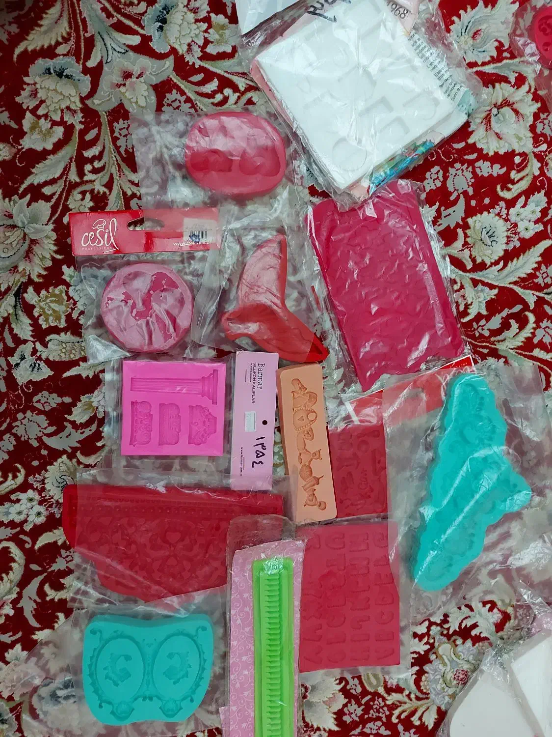 کاتر و مولد شیرینی پزی و کیک پزی|ظروف پخت‌وپز|اسلام‌شهر, زرافشان|دیوار