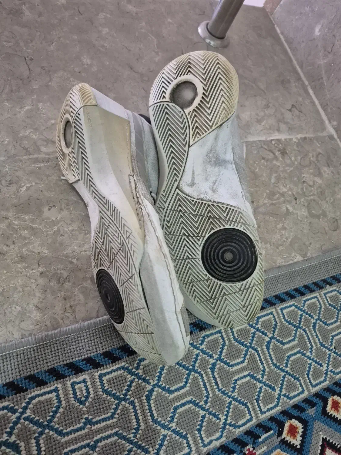 فروش کفش بسکتبال|کیف، کفش، کمربند|آزادشهر, |دیوار