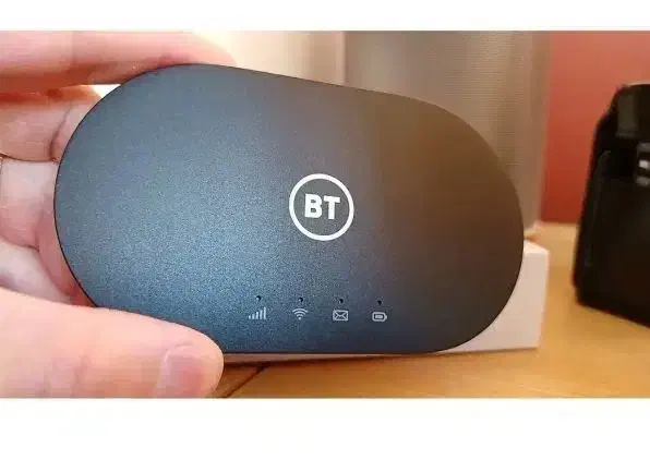 مودم همراه جیبی سیمکارتی 5G ( فروش فوری)|مودم و تجهیزات شبکه|رشت, پیله داربن|دیوار