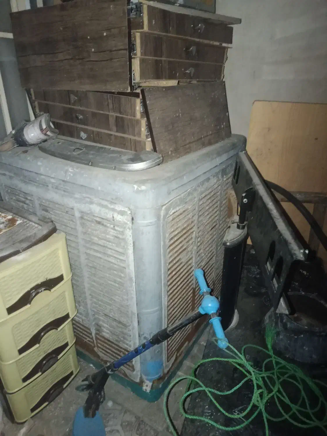 ضایعاتی کولر آبی و میز ال سی دی ضایعات|کولر آبی|مشهد, کوی دروی|دیوار