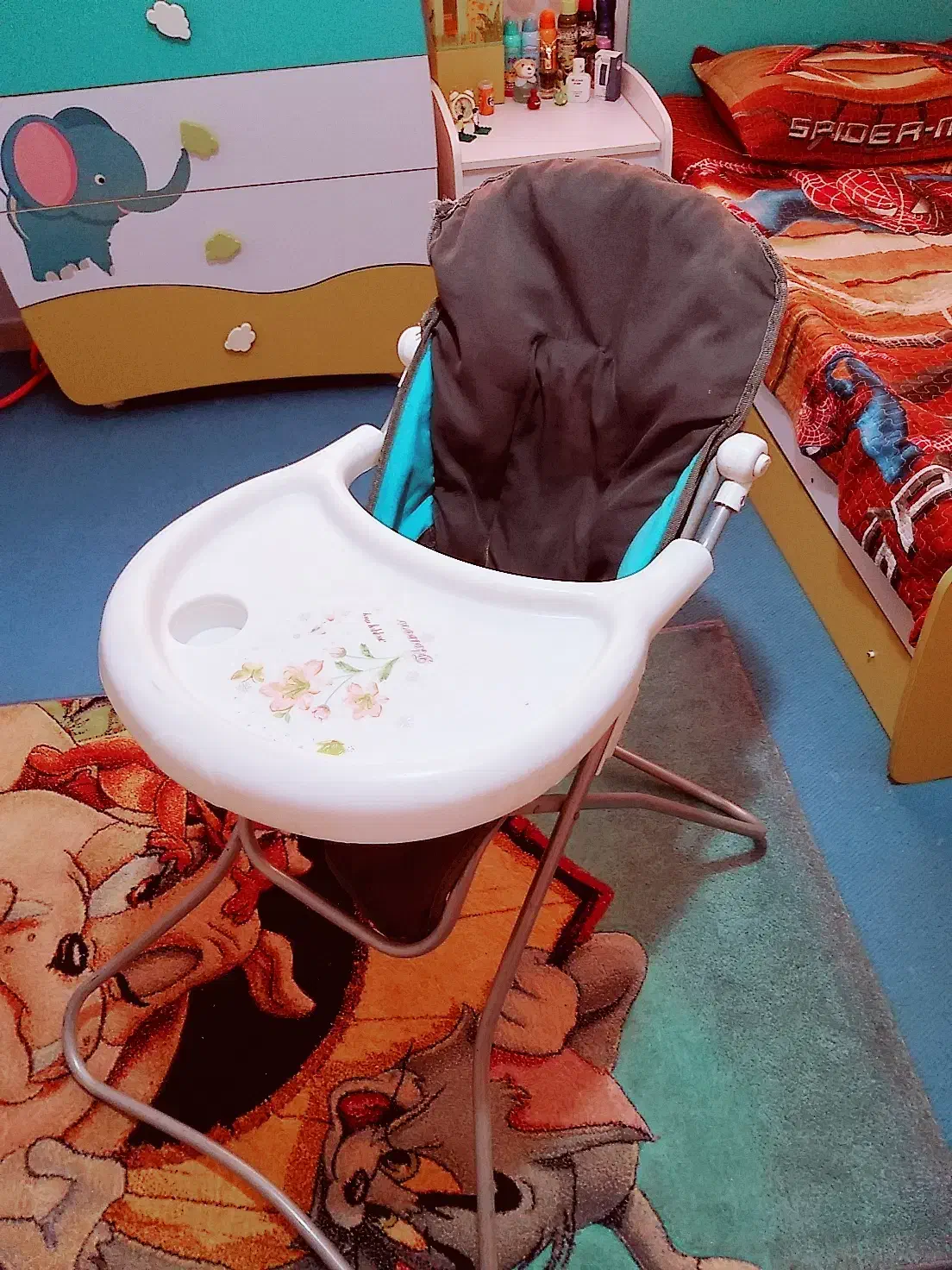 صندلی غذای کودک|تخت و صندلی بچه|کرمانشاه, |دیوار