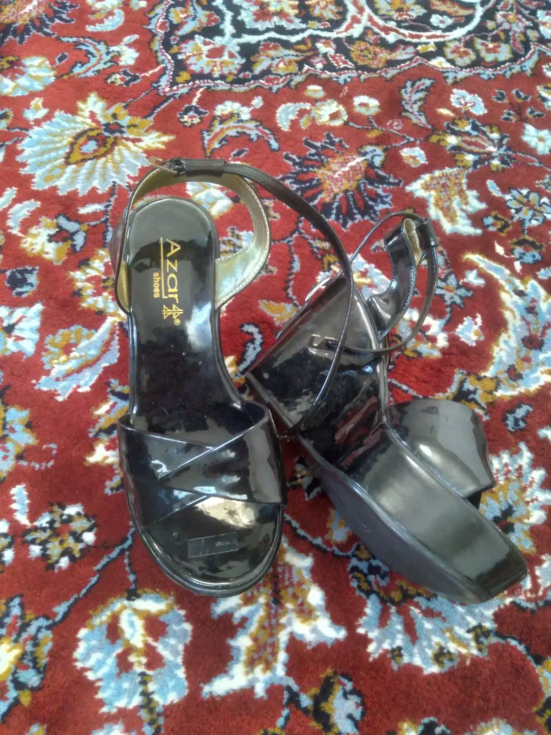 کفش‌ زنانه|کیف، کفش، کمربند|اهر, |دیوار