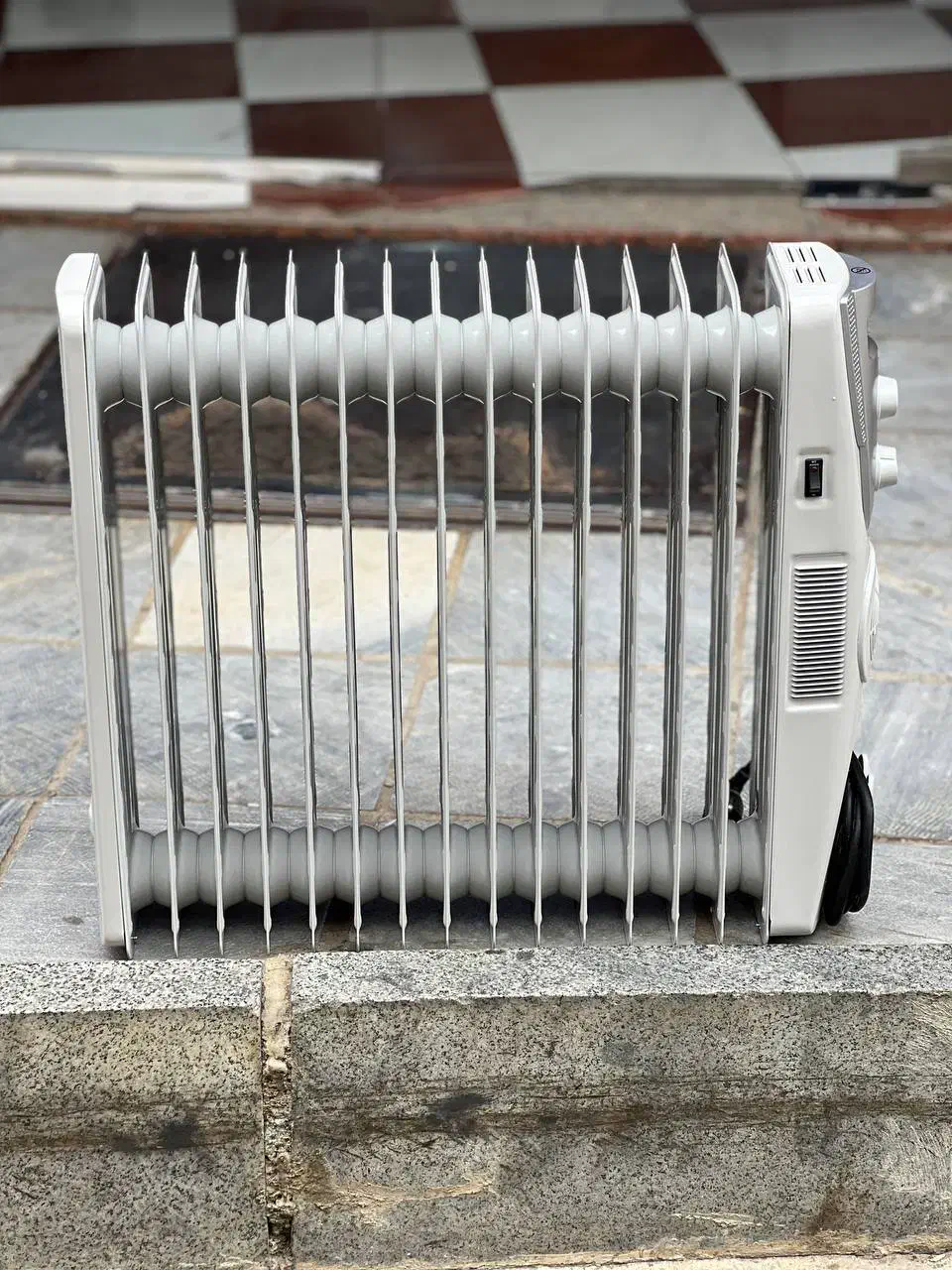 شوفاژ برقی(رادیاتور) برند ایوولی|آبگرمکن، پکیج، شوفاژ|بانه, |دیوار