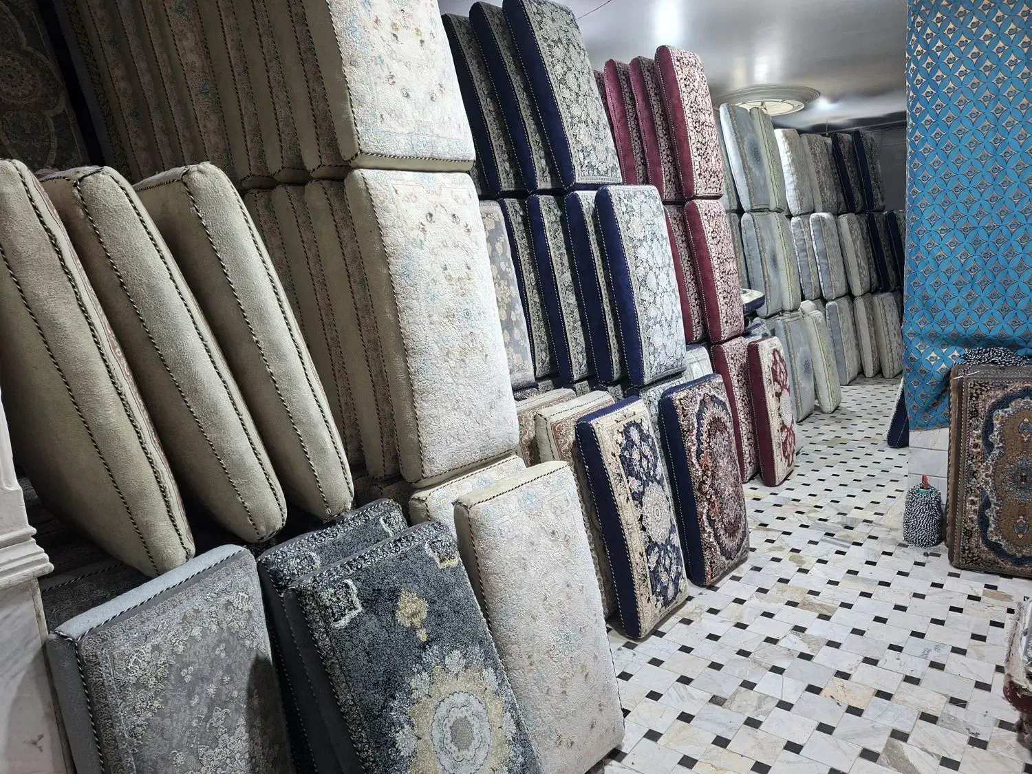 پشتی طرح گل گندوم|پشتی|قم, نیروگاه|دیوار