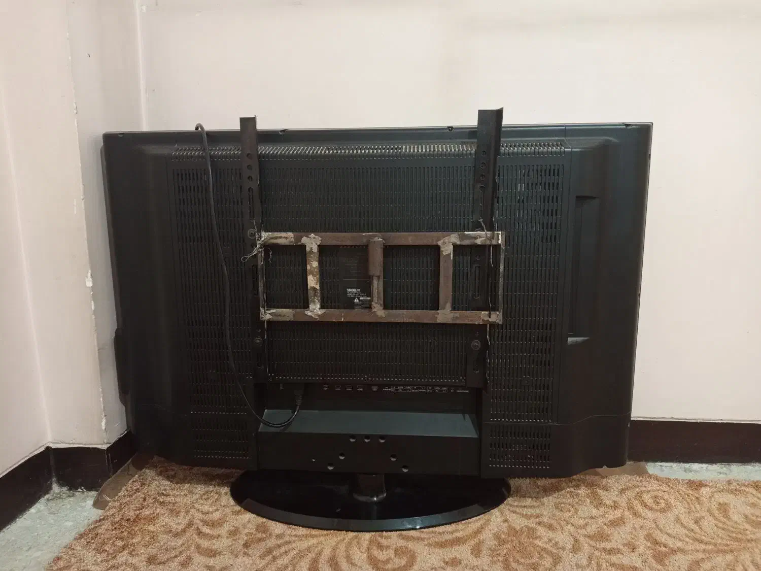 تلویزیون ۴۲ال سی دی|تلویزیون و پروژکتور|همدان, |دیوار