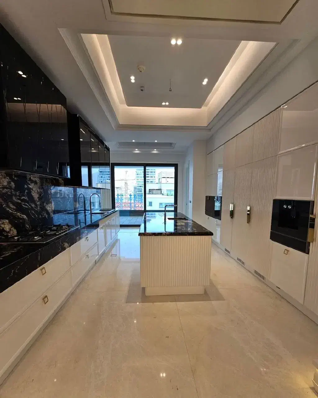 ۲۶۰متر/۳خواب/مشاعات لاکچری/دروس/ ۳پارکینگ