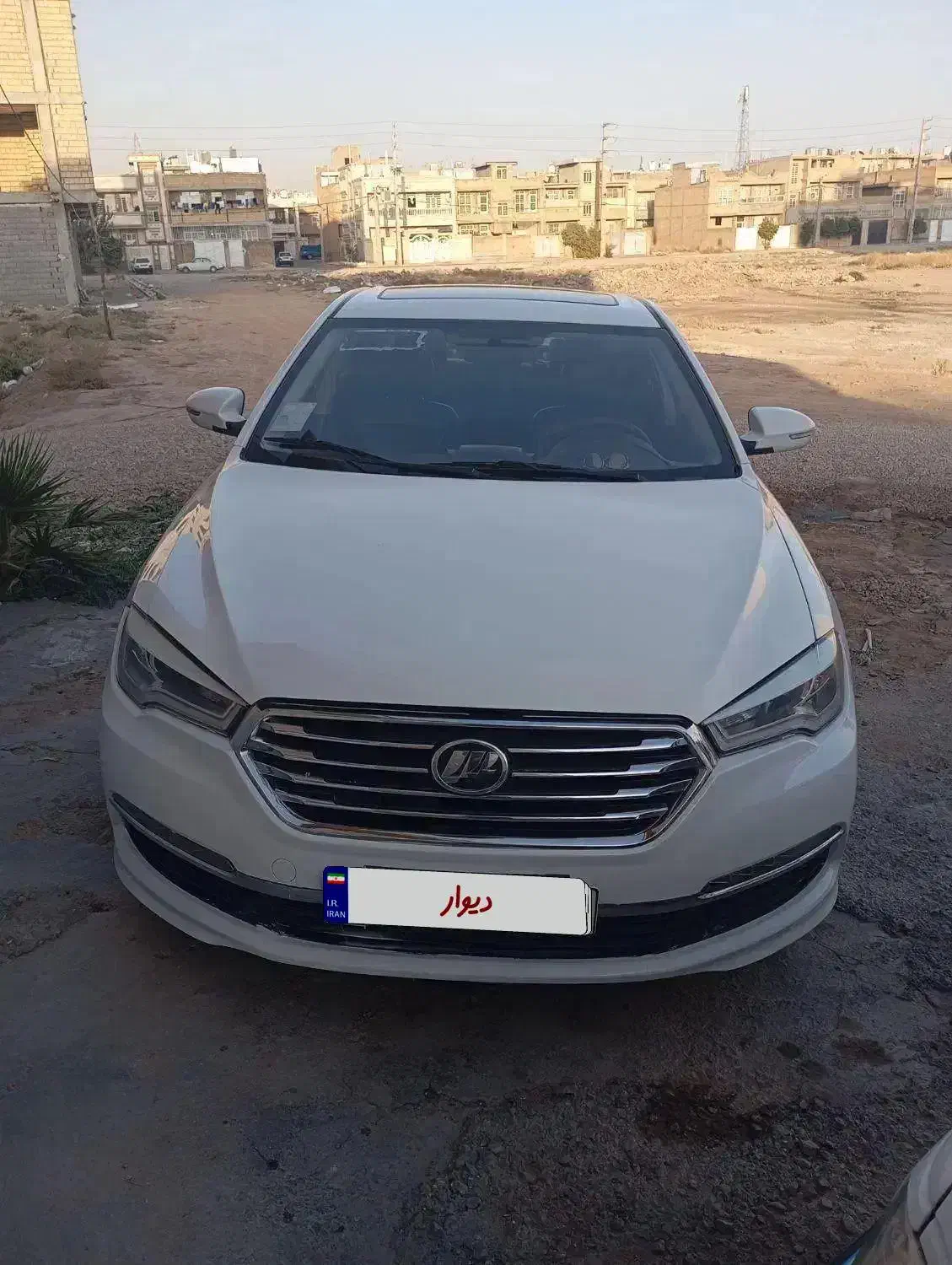 لیفان ۸۲۰موتور۲۴۰۰cc|خودرو سواری و وانت|شیراز, کوشک میدان|دیوار