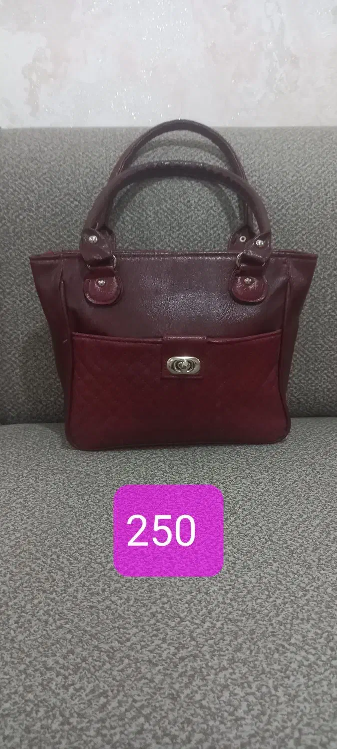 کیف زنانه در حد نو|کیف، کفش، کمربند|تربت‌حیدریه, ۴۵ متری|دیوار