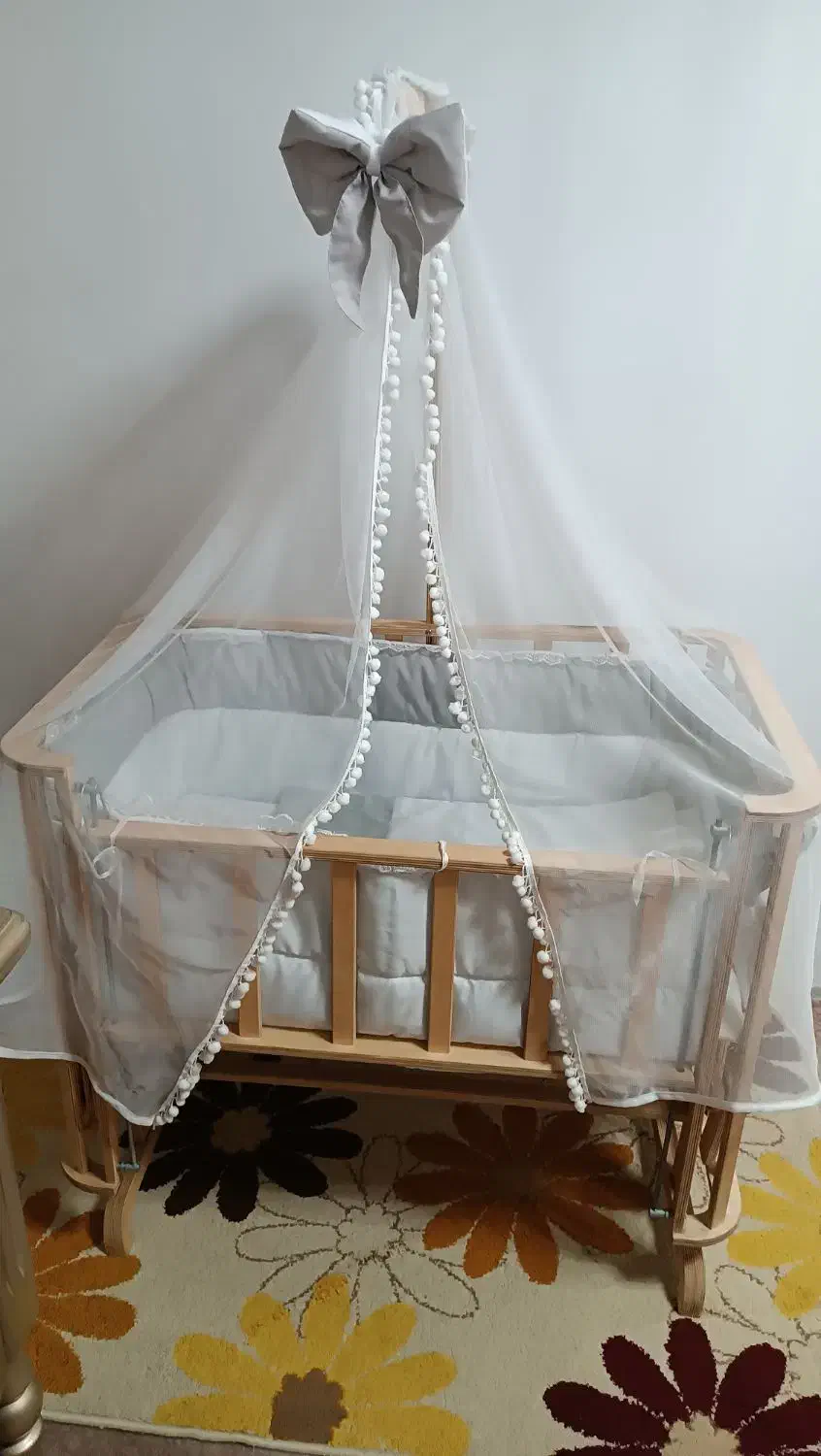 گهواره نوزاد|تخت و سرویس خواب|بندر انزلی, سید آسیه|دیوار