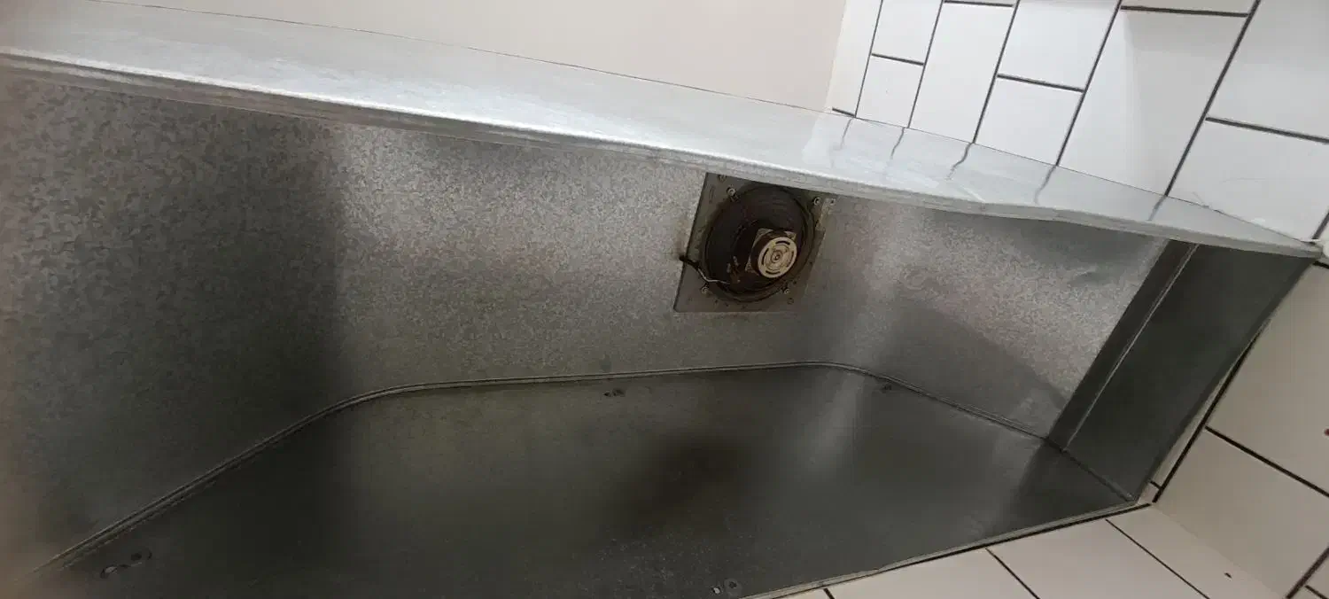 هود|هود|فولادشهر, باغشاد|دیوار