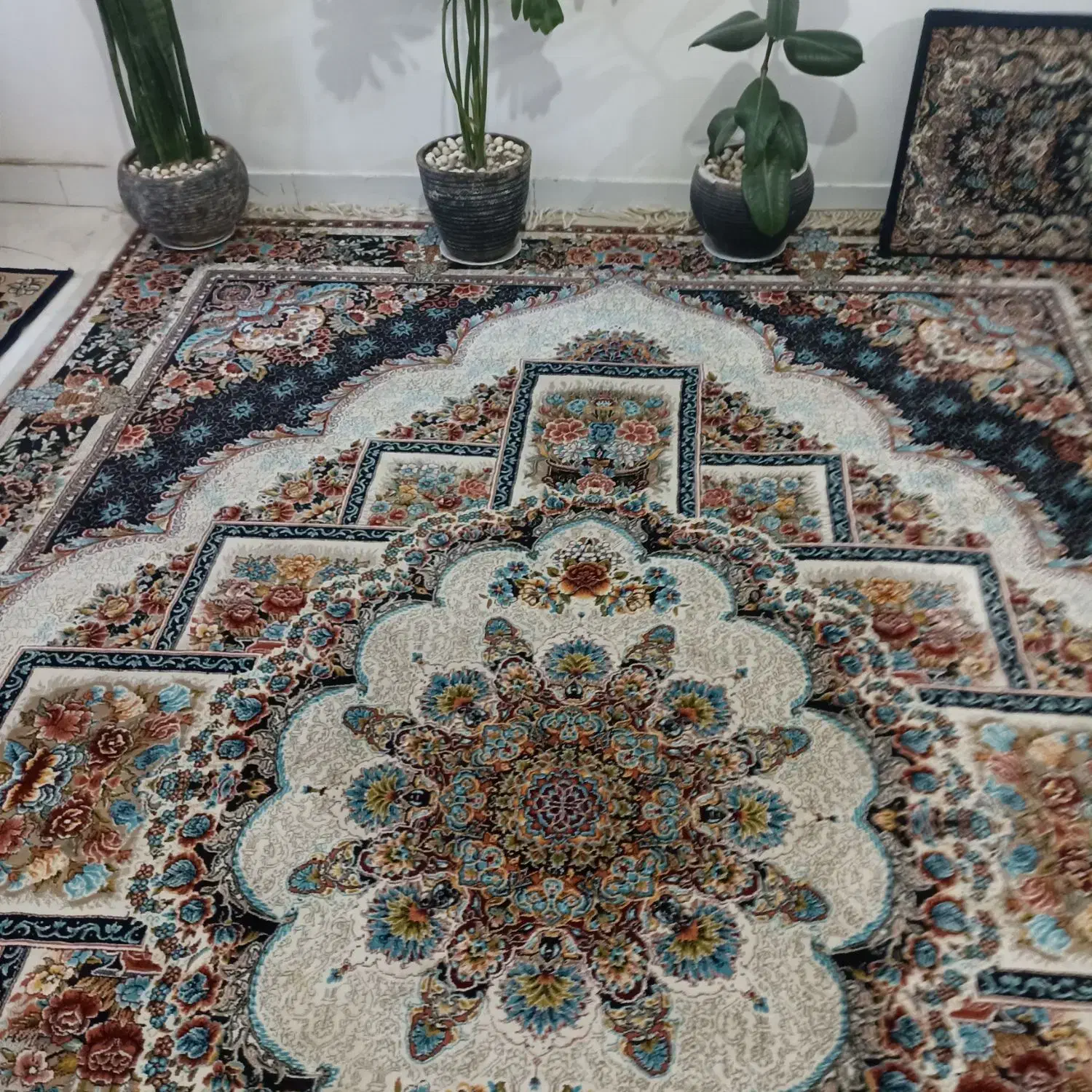 ۲عددفرش ۹متری ۷۰۰شانه|فرش|نیشابور, سرآب کوشک|دیوار