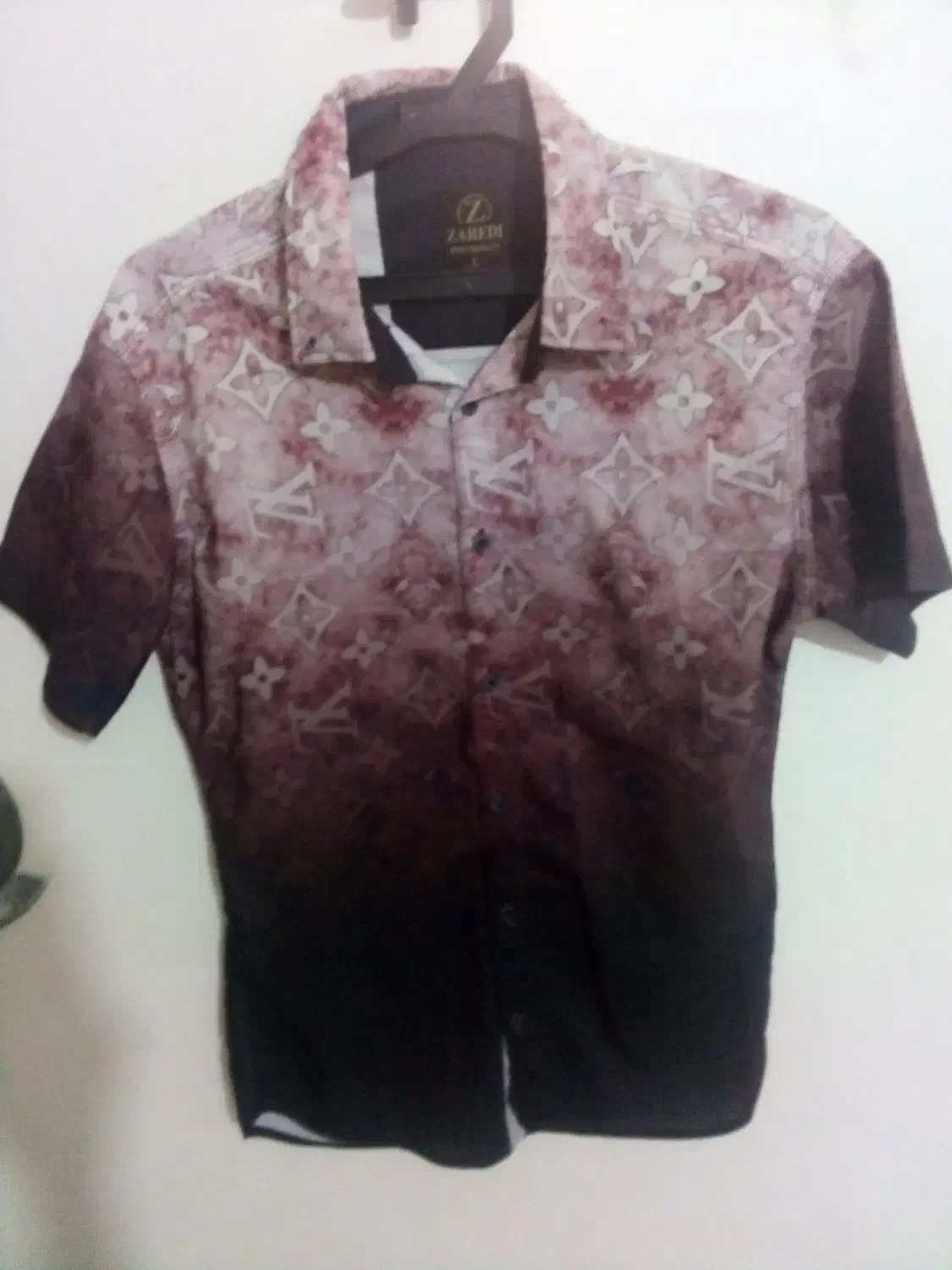 پیراهن نو|لباس|سبزوار, قصبه غربی|دیوار