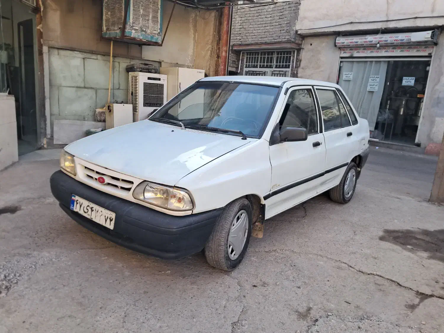 پراید مدل ۸۲ کاربرات|خودرو سواری و وانت|مشهد, رده|دیوار