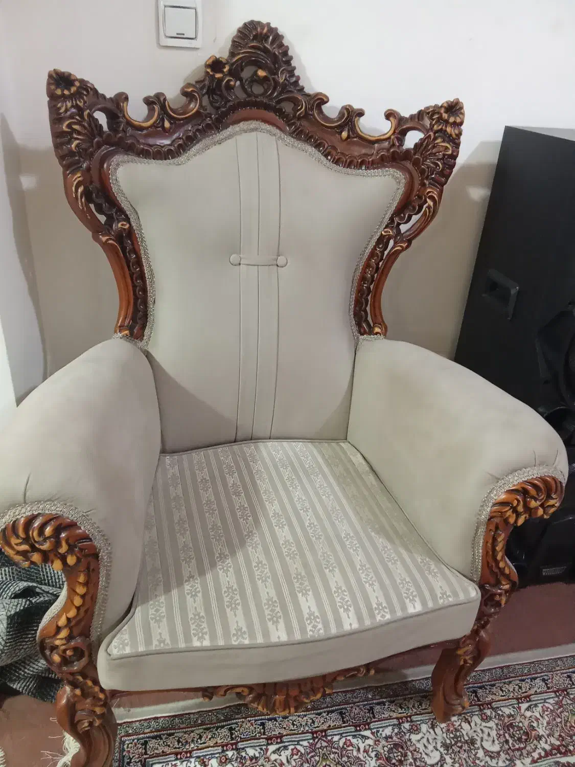 مبل سلطنتی|مبلمان خانگی و میز عسلی|اسلام‌شهر, مطهری|دیوار