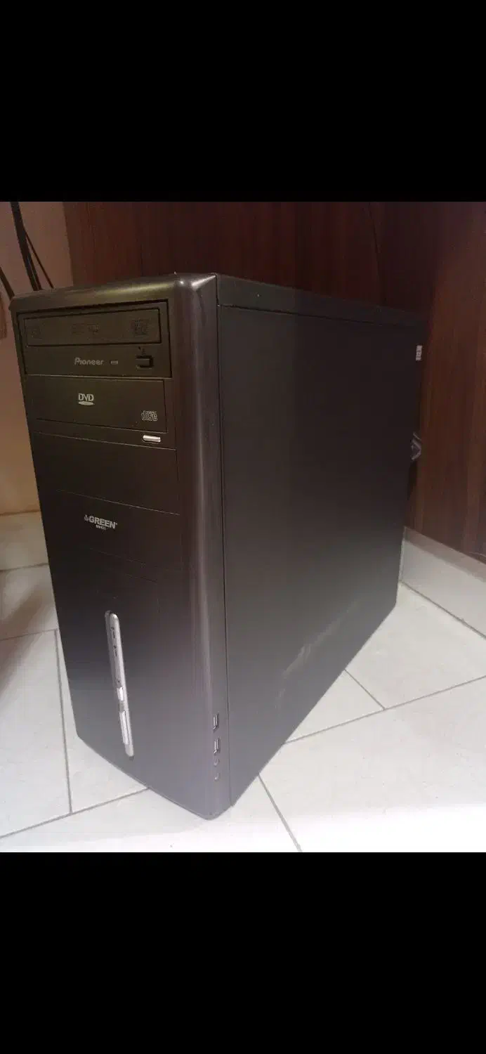 کامپیوتر درحد نو خیلی تمیز بدون خط و خش و سالم|رایانه رومیزی|تهران, اباذر|دیوار