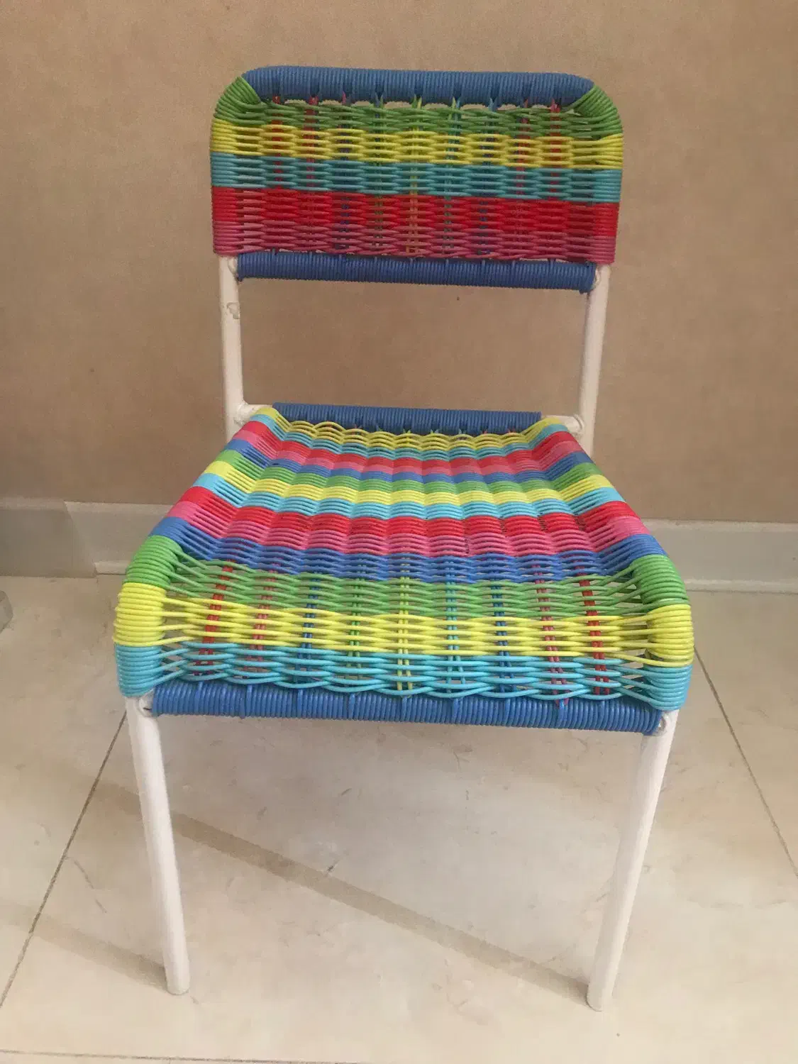 صندلی کودک|تخت و صندلی بچه|شیراز, فرهنگ شهر|دیوار