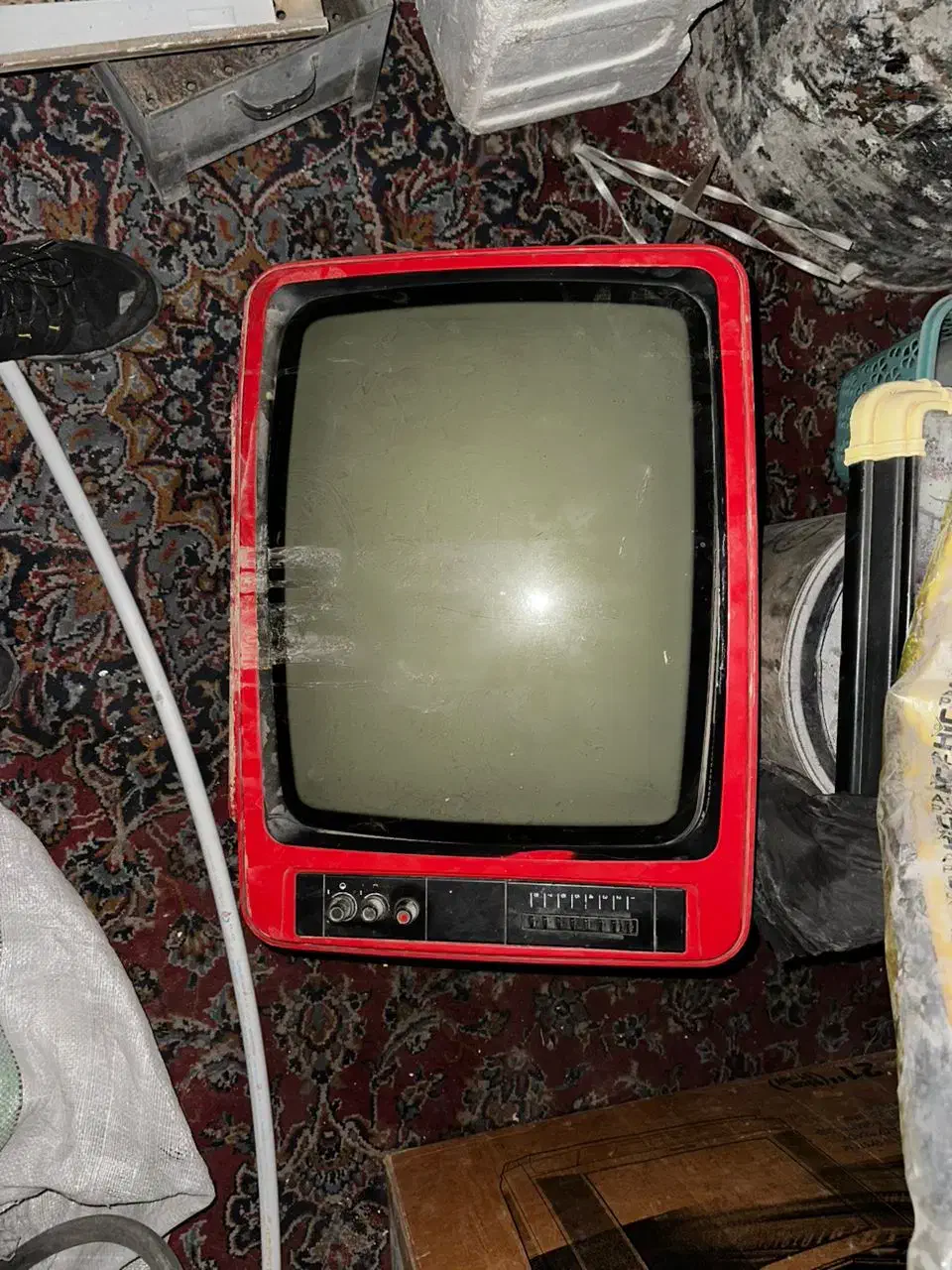 تلوزیون سامسونگ نوستالژی|تلویزیون و پروژکتور|یزد, |دیوار