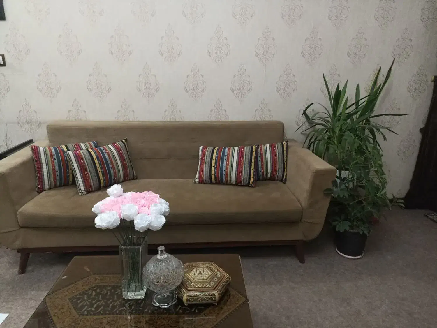 مبل ۹ نفره|مبلمان خانگی و میز عسلی|کرمان, |دیوار