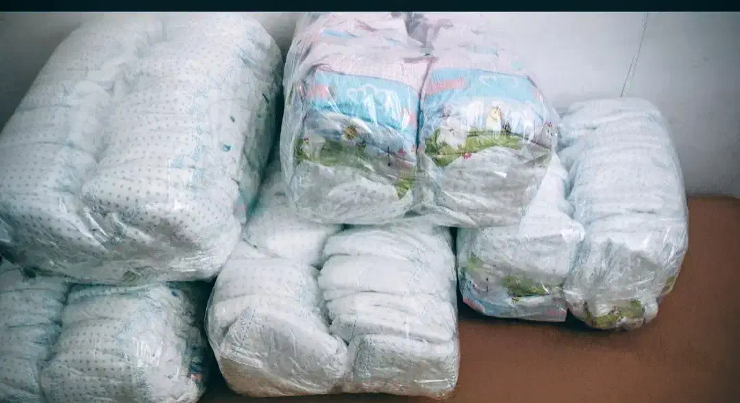 پوشک کودک|آرایشی، بهداشتی، درمانی|قائن, |دیوار