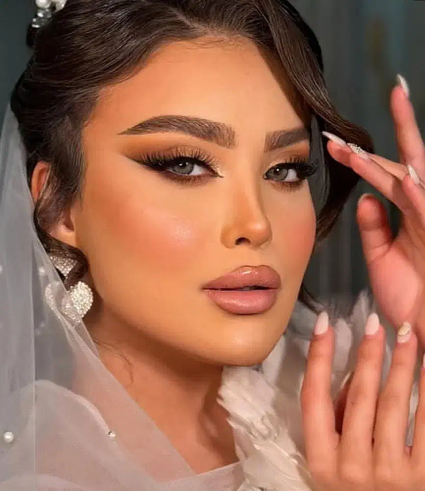 میکاپ عروس|خدمات آرایشگری و زیبایی|سراب, |دیوار