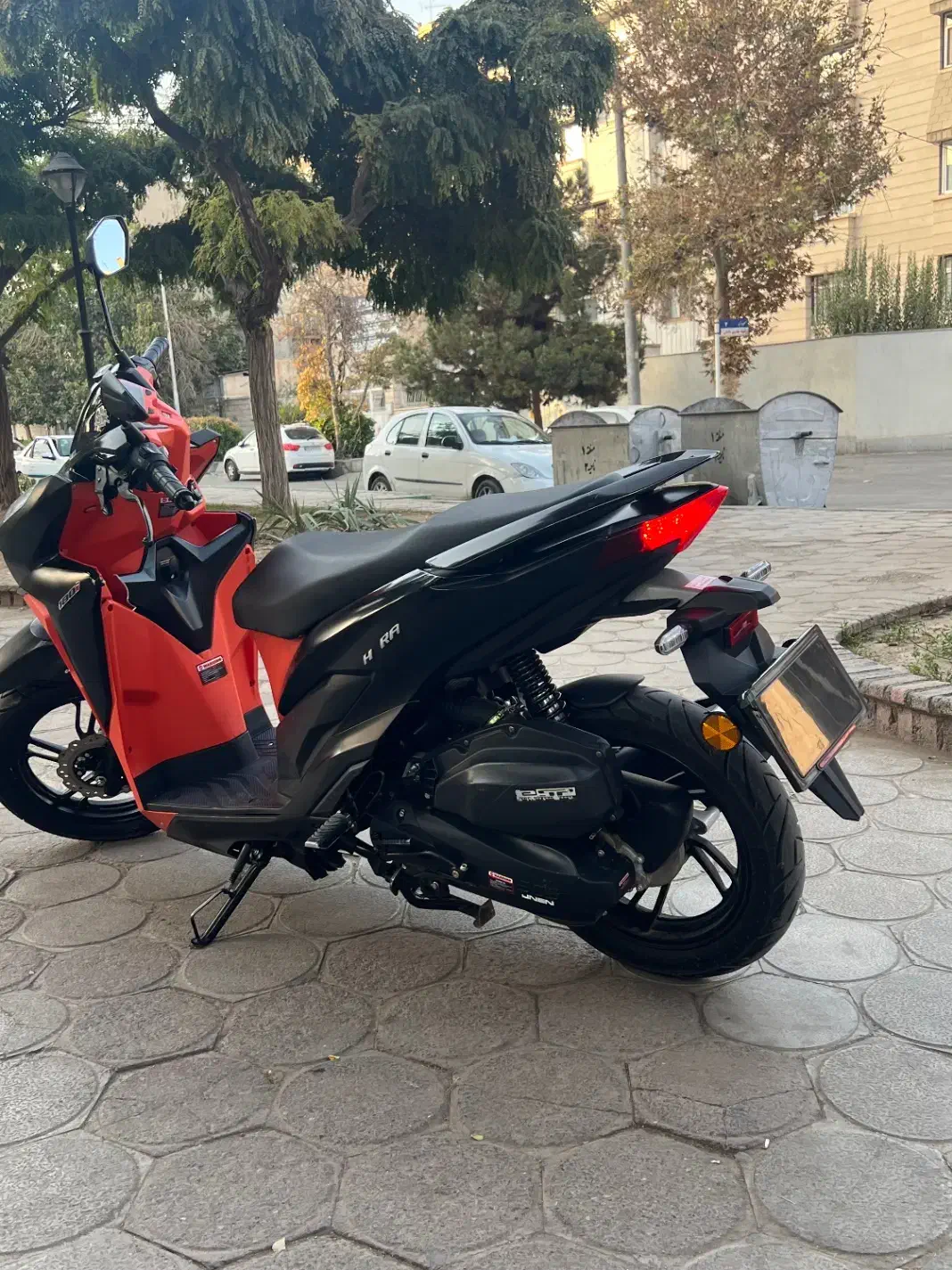 کلیک ۱۸۰ هرم|موتورسیکلت|مشهد, سناباد|دیوار