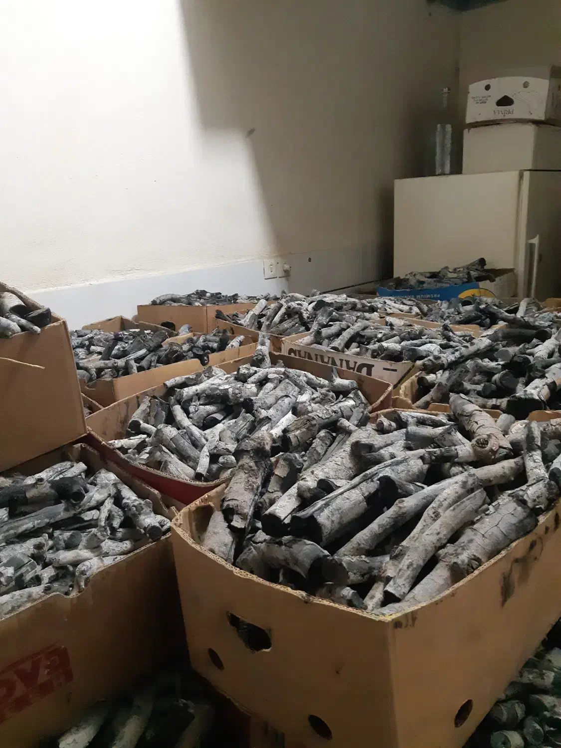 ذغال پسته مخصوص چایخونه|عمدهفروشی|خمینیشهر, |دیوار