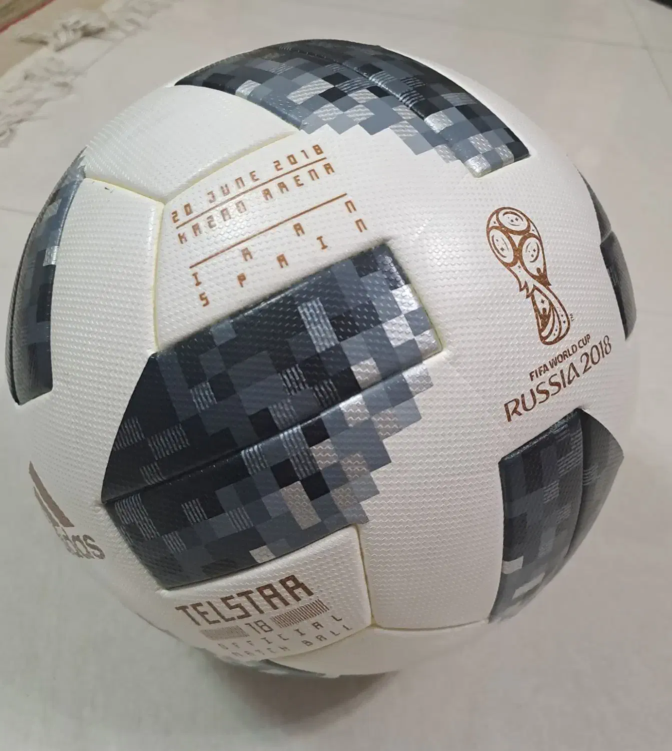 توپ رسمی جام جهانی ۲۰۱۸|ورزشهای توپی|تهران, شهرک بوعلی|دیوار