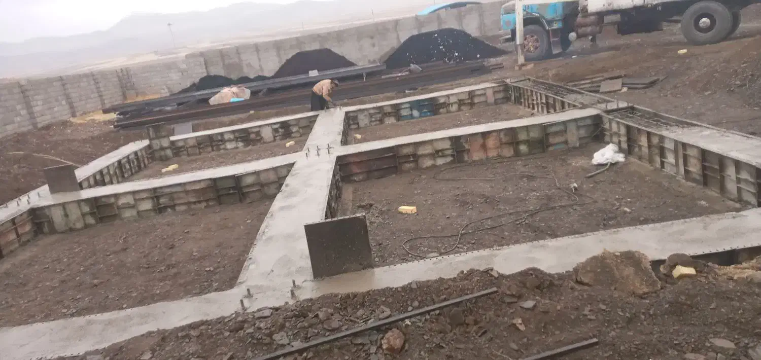 اجرای فنداسیون وشناژ تیرچه واسکلت فلزی|خدمات پیشه و مهارت|ازنا, |دیوار