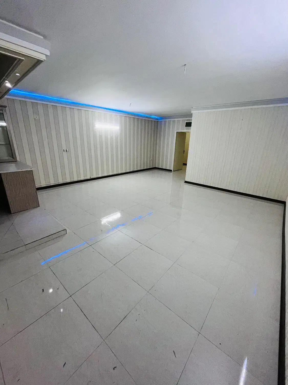 ۱۱۰متر دوخوابه تکواحدی تخلیه شرق پروین