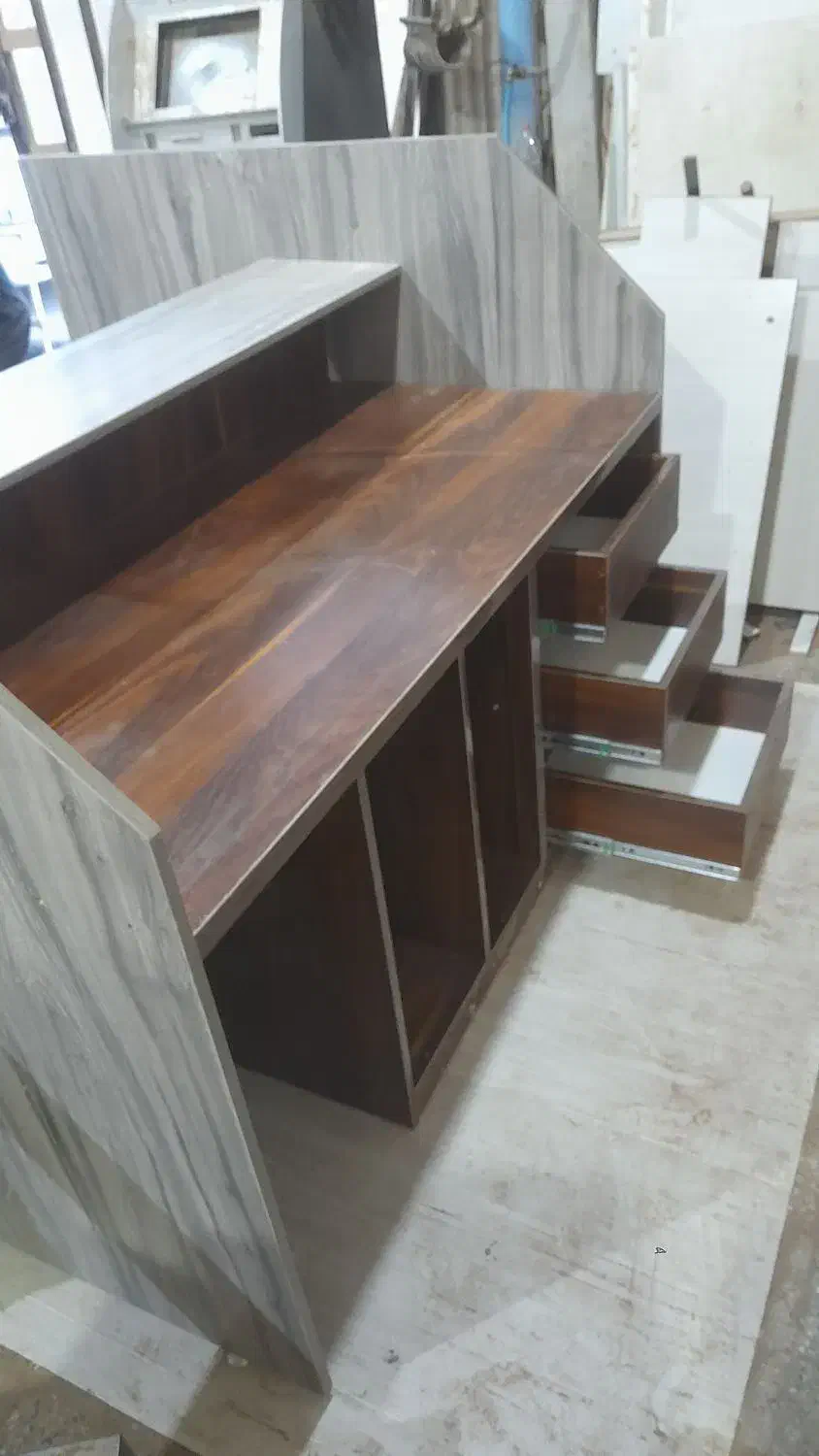 میز|دفتر کار|بروجرد, |دیوار