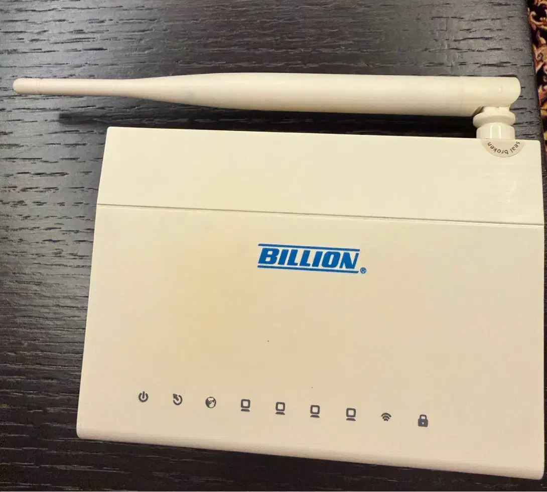 دستگاه مودم مخابرات به خط تلفن خونه وصل میشه|مودم و تجهیزات شبکه|اهواز, کیانپارس |دیوار