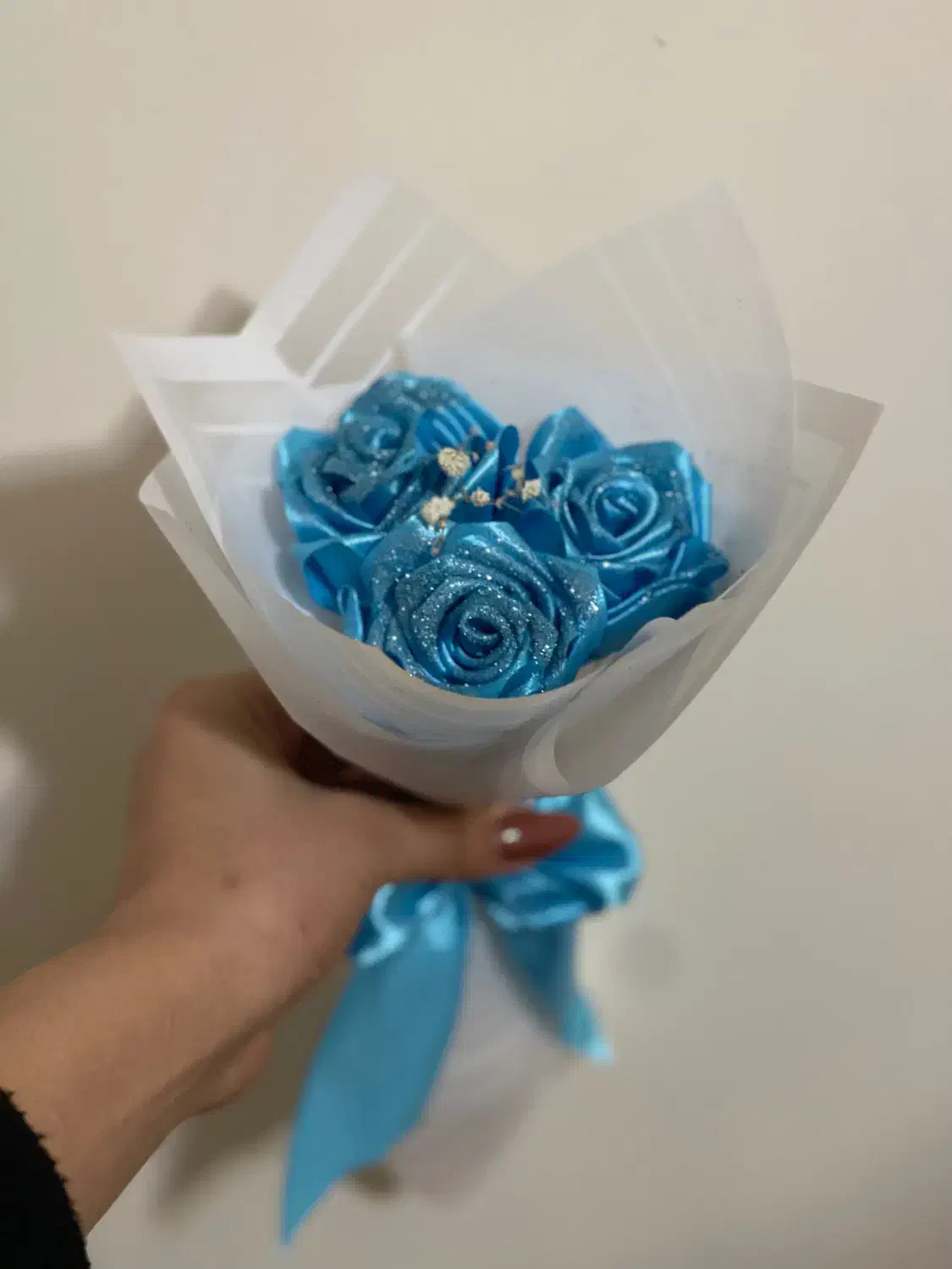 گل رزهای بزرگ مینی برای مناسبت ها|گل مصنوعی|تبریز, |دیوار