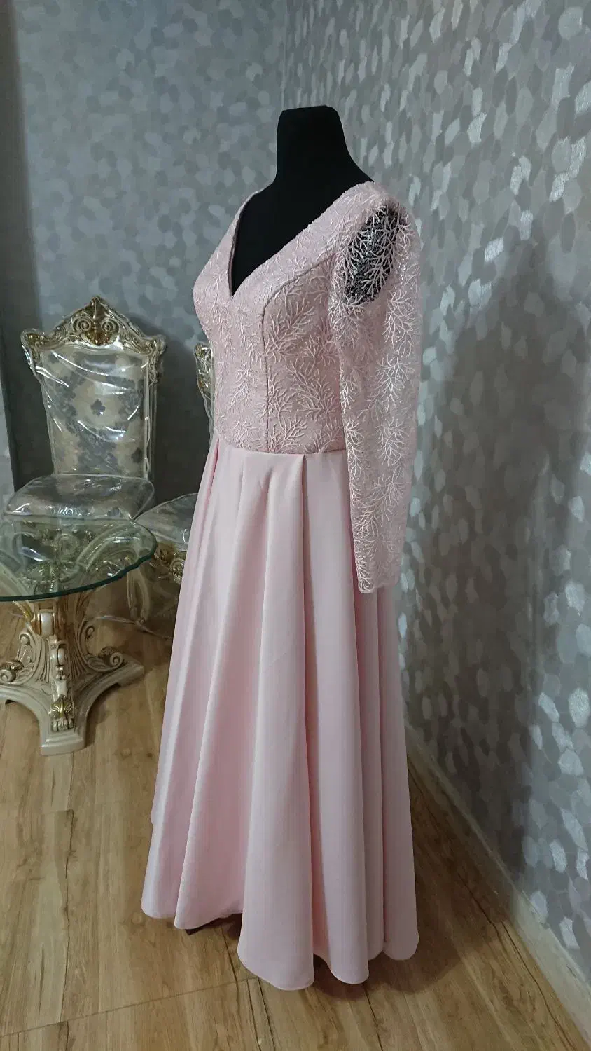 لباس مجلسی|لباس|گرمدره, |دیوار