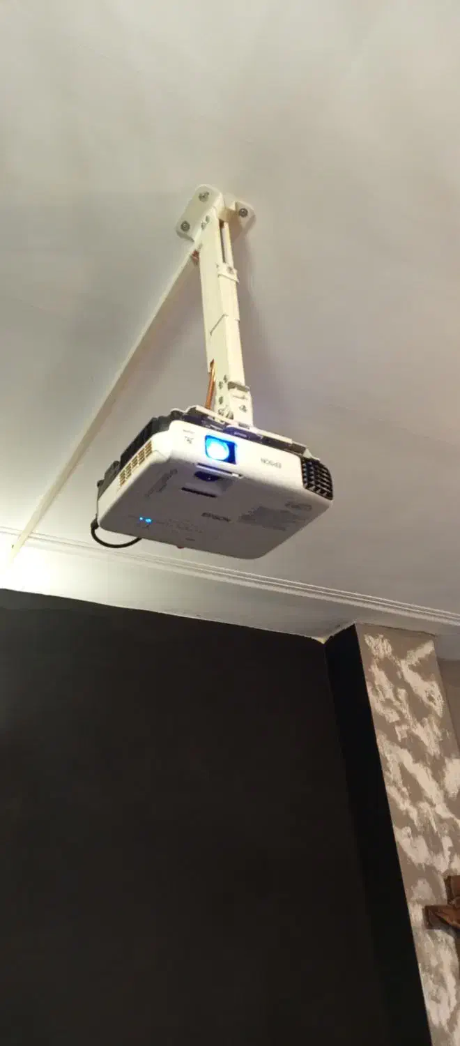 ویدیو پروژکتور اپسون|تلویزیون و پروژکتور|تهران, باغ فیض|دیوار