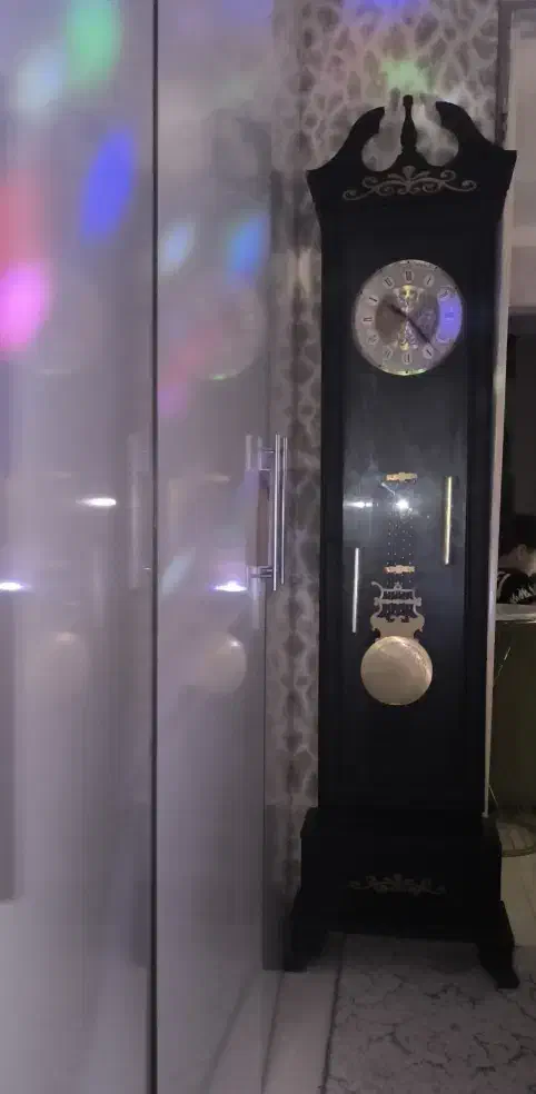 ساعت قدی|ساعت دیواری و تزئینی|پرند, فاز ۶|دیوار