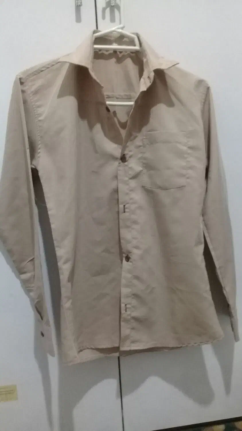 لباس|لباس|مشهد, شترک|دیوار