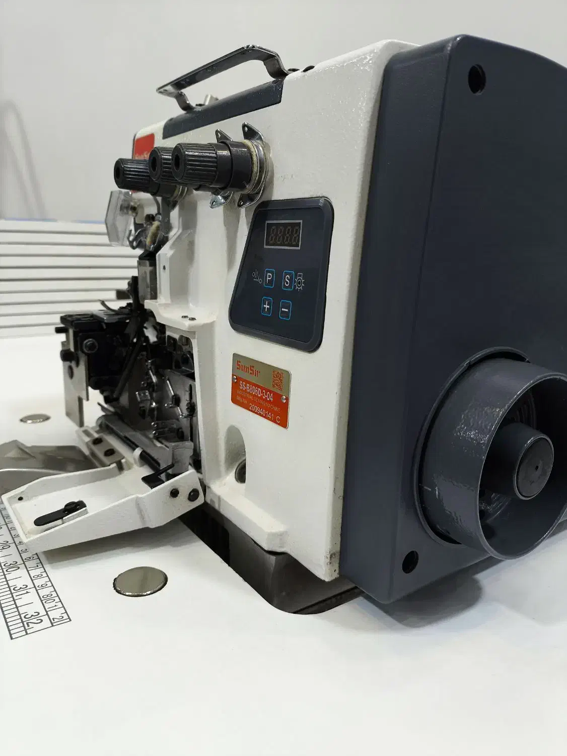 چرخ سردوز ۳ نخ / زیگزال ۳ نخ سانسیر در حد مدل 806D|چرخ خیاطی و ریسندگی|کرج, حسینآباد|دیوار