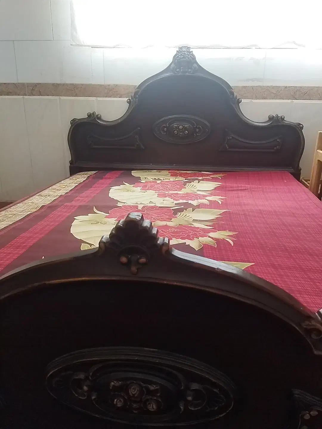 تخت دو نفره همراه با تشک و تخت کودک|تخت و سرویس خواب|مراغه, |دیوار